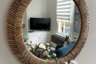 Image de Cosy 2-bedroom cottage in historic Chester perfect for relaxing stays.