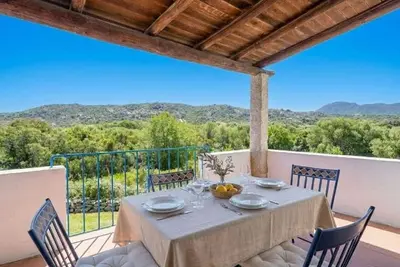 Image de Confortable appartement avec climatisation, piscine, Wifi, Tv, terrasse et animaux admis