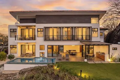 Image de Villa Rose | Ocean & Mountain Views, 6 Suites