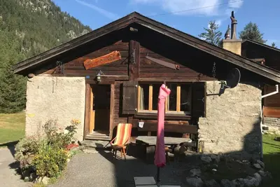 Image de Chalet Le Grandzon **** (bis 8 Personen) by Interhome