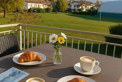 Image de Park view apartment, 3 rooms, private parking, kids free.