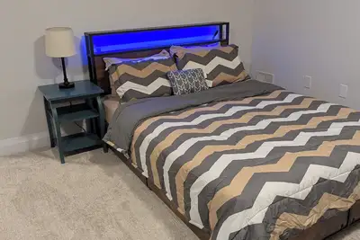 Image de Luxurious Walk out Basement