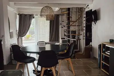 Image de Les Résidences Gueguen - House Pool Vineyard