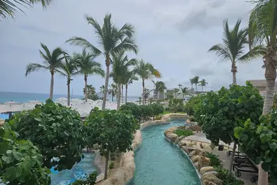 Image de Elite Studio with private terrace - Villa La Valencia Cabo - Longest Lazy River