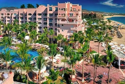 Image de Master Suite Sleeps 6 Resort and Spa in Cabo with amazing pool and beach access.