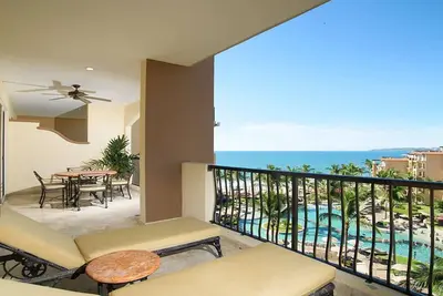 Image de Luxury two-bed, two-bath suite at Villa Del Palmar Flamingos Resort, Sleeps 6