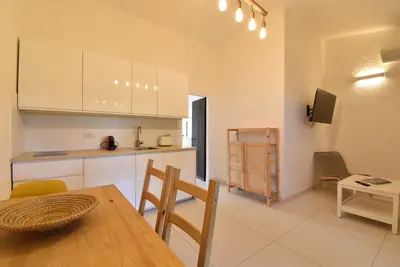 Image de Cottage with wi-fi, a/c and fenced garden