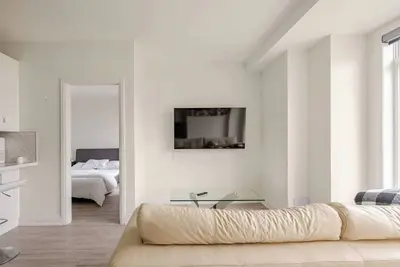 Image de Serene Oakville Retreat - Appartement moderne de 2 chambres