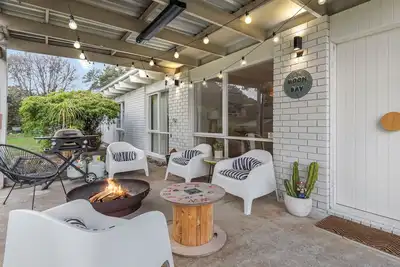 Image de Moonbay by Ready Set Stay