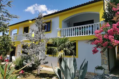 Image de Apartment Apartments Holiday home Maria Croatia with sea view