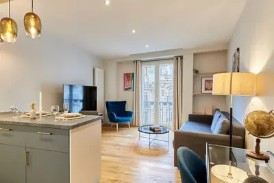 Image de Appartement Moderne Champs Elysees Trocadero