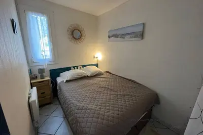 Image de Appartement Rez-de-Chaussée avec Terrasse et Parking à Narbonne Plage