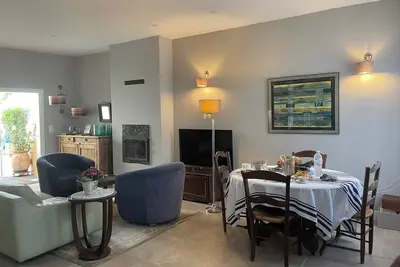 Image de Perfect 2-bedroom bed & breakfast in pleasant La Rochelle