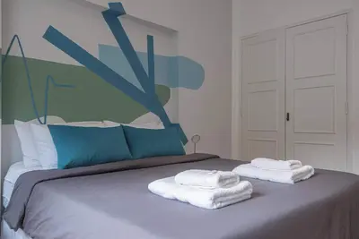 Image de Mot Rentals + 3 Bd 2 Ba Apartment in Recoleta!