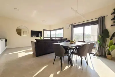 Image de Sacher Park #New 1br w/ Balcony | By SweetyGuest