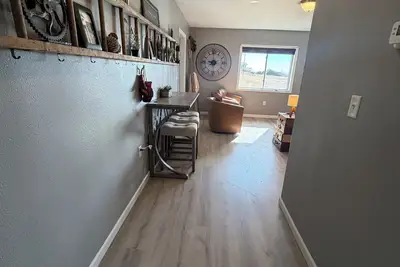 Image de Stay in Style — Contemporary 2br/2ba Escape in Hawarden