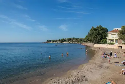 Image de Plage à 100m - T2 climatisé avec jardin et parking