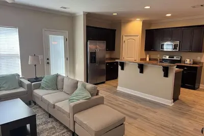 Stylish 2br, Parking | Masters & Medical District