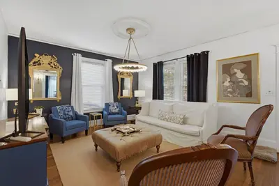 Image de Stylish 4br Getaway, Sleeps 8, Prime Raleigh Location