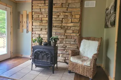 Serene 2-bedroom cottage in charming Hawley