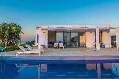 Image de Villa Porto Mella – Sea View & Private Pool near Daphne Beach