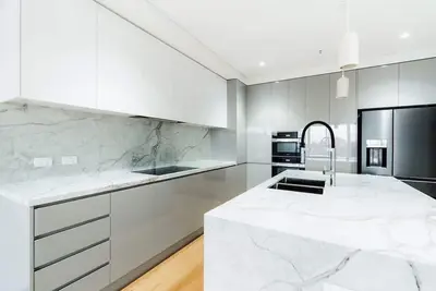 Image de Stunning 1Br new penthouse 15 minute drive to Tullamarine Airport 8km from Cbd