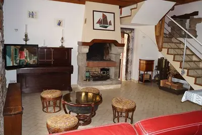 Image de Ti-Min:une maison de tradition à Plougrescant - Bretagne Côtes d'Armor
