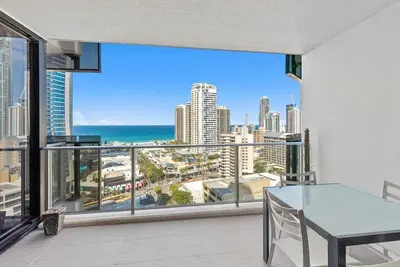 Image de Circle on Cavill 1174