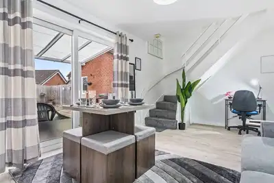 Image de Telford Centre House with Parking, Garden, Wi-Fi