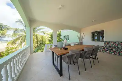 Image de The Private Garden | The Ambassador