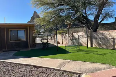Image de Enjoyable 3-bedroom house with Ac in quiet Tucson neighborhood