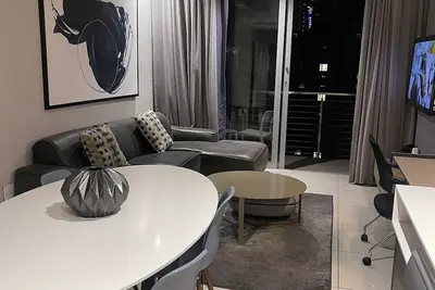 Image de Top floor luxury apartment