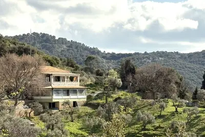 Image de Fournakia Eco-home in nature