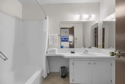 Charming King Room with Peaceful Setting & Lake Views