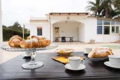 Image de Summer Beach: Cozy villa 100 mt from the hen sea