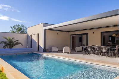 Image de A 5 minutes de St Rémy de Provence! Maison contemporaine avec 4 chambres