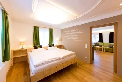 Image de Heavenly vacation - living in the vicarage