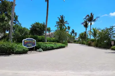 Image de Welcome To Island Time! The Mantra of Pine Island!