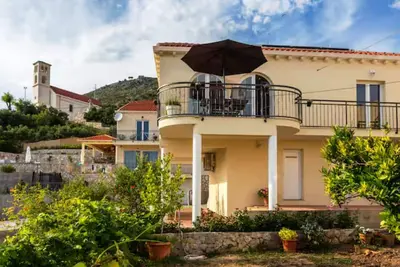 Image de Two Bedroom Holiday Home with Terrace and Sea View