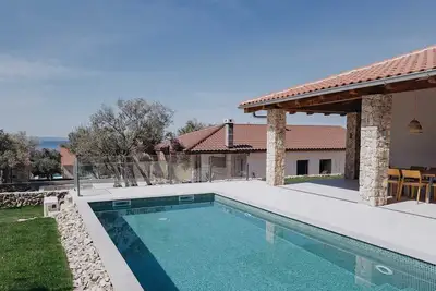 Image de Experience Villa Kadila – Heated Pool & Sauna in a Timeless Olive Grove