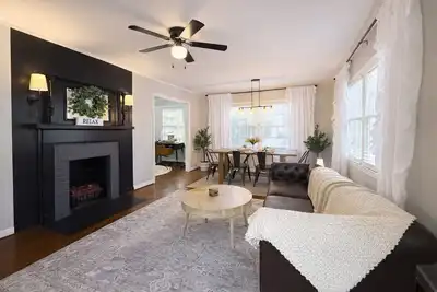 Image de Quiet Midtown Retreat • 5 Mins to Hospitals • Fast WiFi • Extended Stays