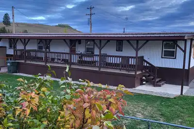 Image de Quaint 2-bedroom mobile home with Ac in Eureka, Montana.