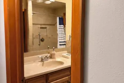 Image de Tranquil 3-bedroom house for Psu fans