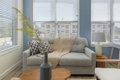 Image de Landing | Spectacular 2bd, Clubhouse, Pool