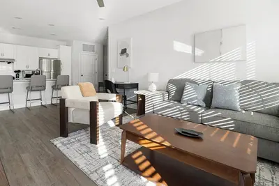 Image de Landing | Beautiful 2bd, Pool