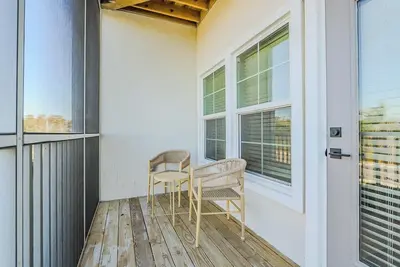 Image de Landing | Stylish 2bd, Pool