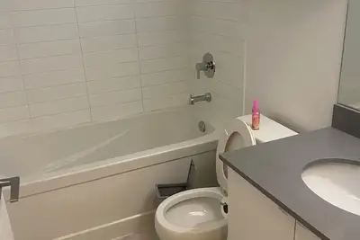 Image de 2 bedroom 2 bathroom condominium downtown Toronto