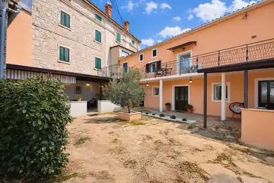 Image de House 2418/195061 (Istria - Poreč), 4000m from the beach