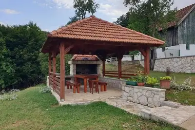 Image de Maison de vacances avec la piscine Otocac, Velebit (K-25186)