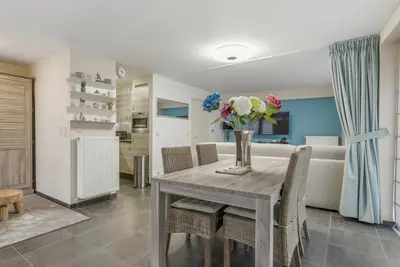 Image de Appartement près de la rue commerçante